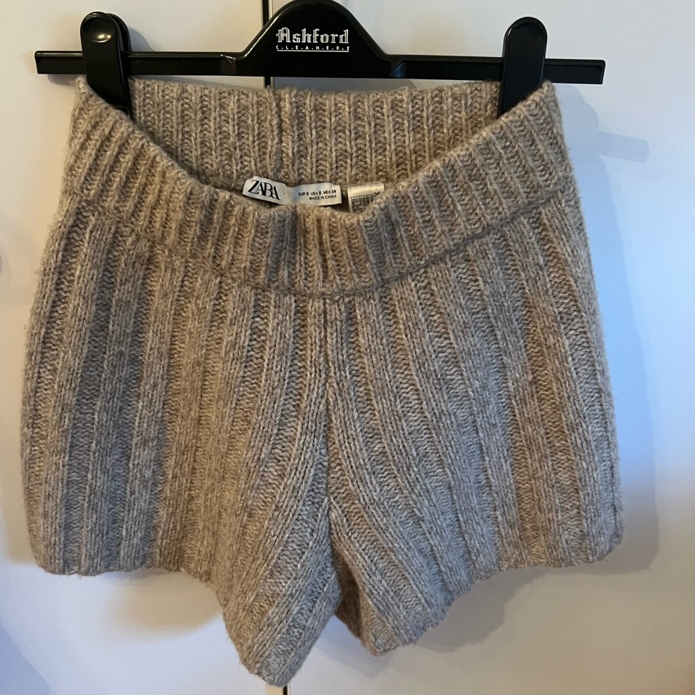 Zara knit short